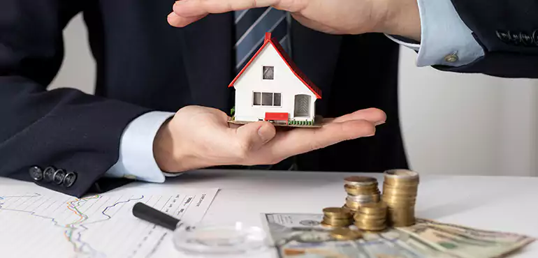 Who Do We Buy Houses From in Salinas, CA?